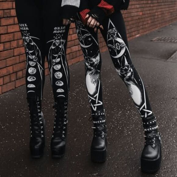 KILLSTAR Umbra Black White Printed Cat Night Sky Stretchy Goth Leggings XXL - Picture 11 of 11